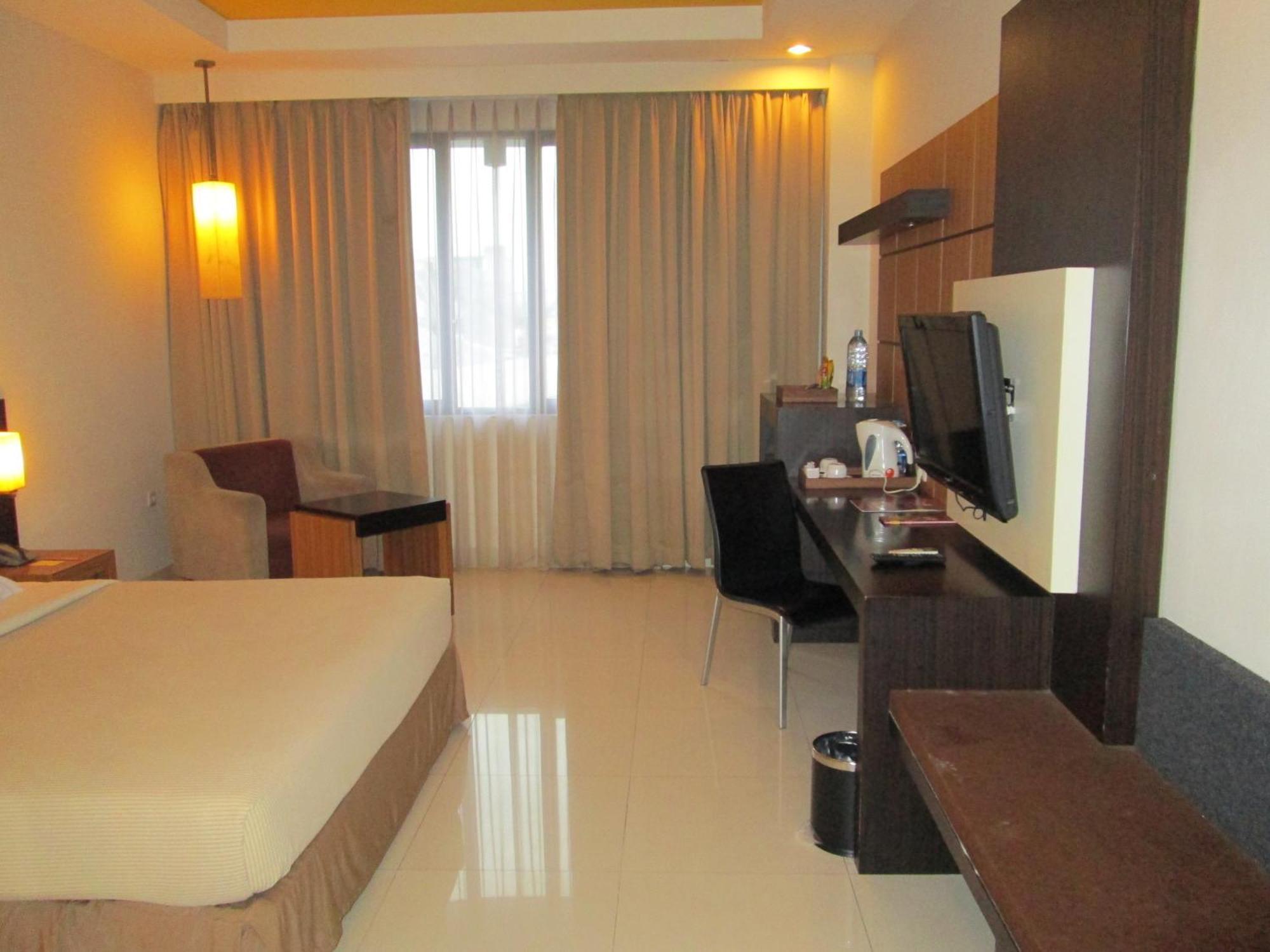 Hotel Kini Pontianak Camera foto